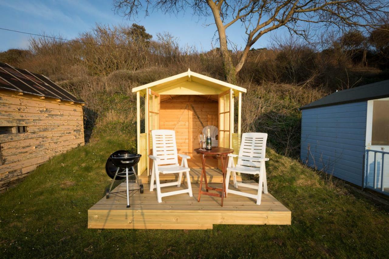 Pier View Apartment Totland Exterior foto